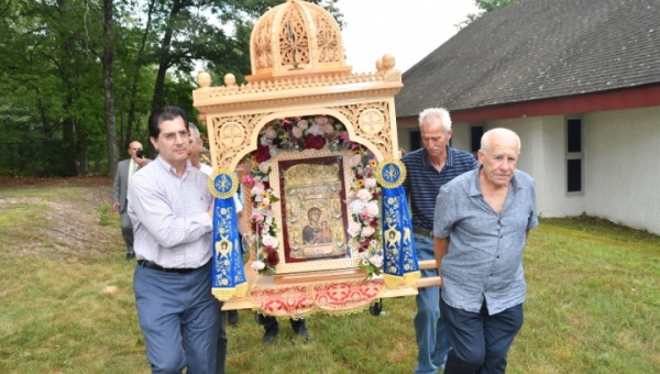 Panagia Soumela Sto Neo Kosmo